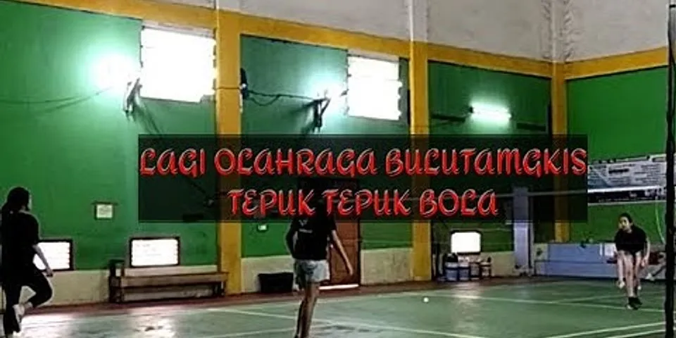 Pada umum nya permainan badminton menggunakan alat seperti